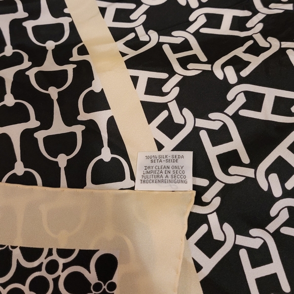 ❌SOLD - EBAY❌ Hermes Neutral Carre En Cravates Silk Scarf 140 - Picture 5 of 8